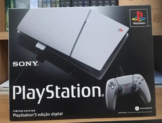 PS5 - Edição 30 Anos Aniversário  + Leitor Disco