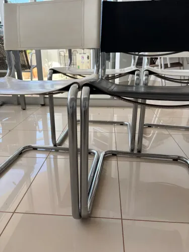 Conjunto de mesa vidro + 8 cadeiras