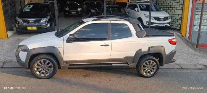 Fiat Strada Adv.1.8 16V Locker Dualo. Flex CD 2015