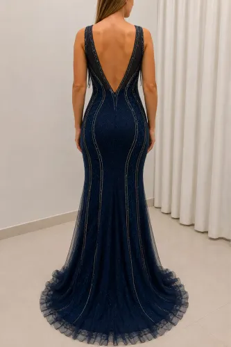 Vestido Longo de Festa Azul Marinho Bordado em Pedrarias | Importado