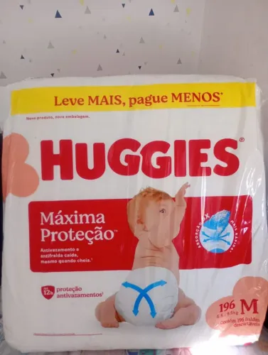 Vendo fraldas Huggies novas