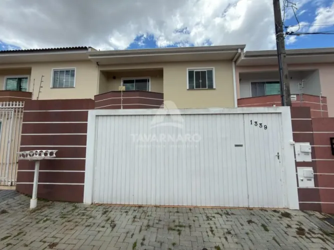 Sobrado Geminado em Ponta Grossa