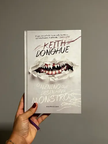O menino que desenhava monstros