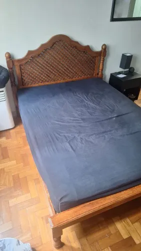 Cama casal madeira maciça treliça 