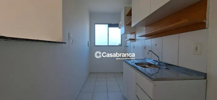 Apartamento com 02 quartos para alugar no Condomínio Parque Sicília em Votorantim/SP.