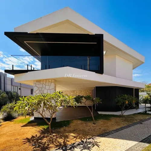 Sobrado no Belas Artes 4 Suites
