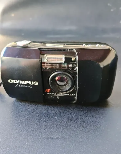 Câmera analógica Olympus Mju 1