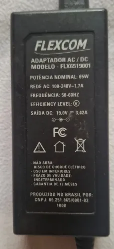 Fonte para notebook, marca FLEXCOM, modelo flx 6519001, 19 volts x 3,42A, 65 