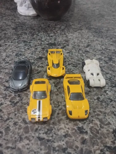 Minis Hotwheels Combo (Ferrari/diversos)