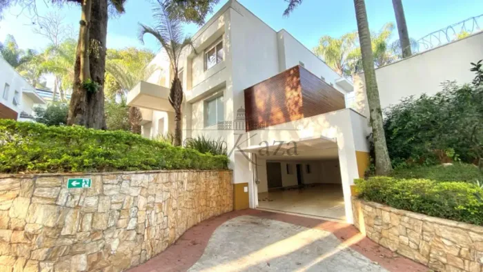 Casa em Condomínio - Alto da Boa Vista - 4 Suítes - 764,78m².