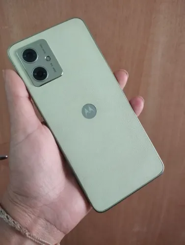 Motorola G54