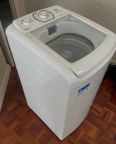 Máquina de lavar Eletrolux 8,5kg (entrego)
