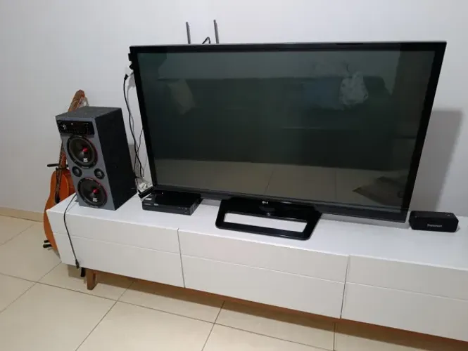 TV 50" LG + mi stick TV