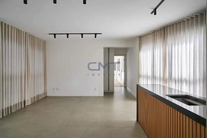 Apartamento 2 quartos para locação no São Pedro.