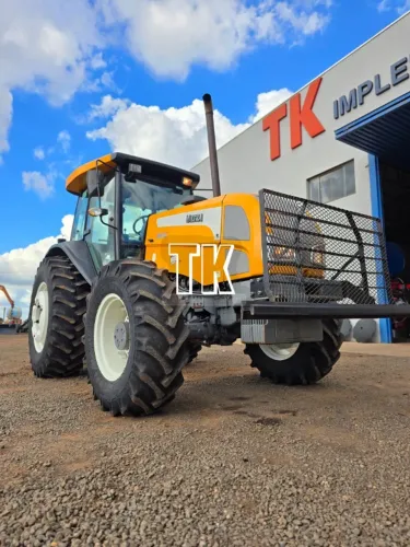 cod. 1557 TRATOR VALTRA BM 110 TURBO ANO 2013 - Tk Tratores Nova Andradina-MS