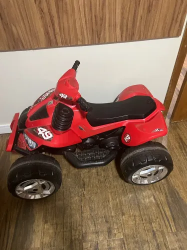 Vendo quadriciclo bandeirantes