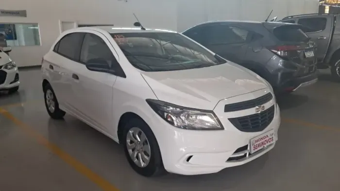 Chevrolet Onix JOY Hatch 1.0 8V Flex Mec. 4P 2019