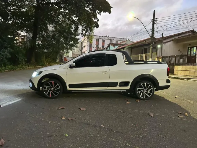 Volkswagen Saveiro Cross 1.6 MI Total Flex 8V CE 2013