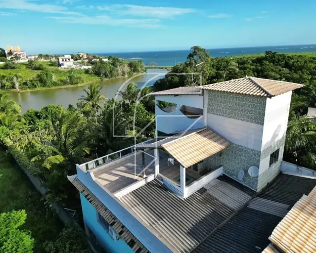 Imóvel para venda possui 5000 metros quadrados com 3 quartos em Meaípe - Guarapari - ES