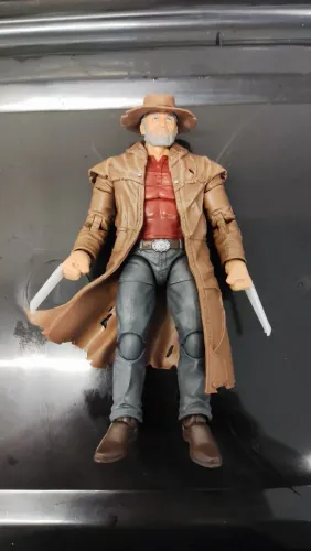 Velho Logan Wolverine Marvel Legends Figura Boneco Usado