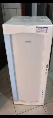 Freezer vertical cônsul 121 litros na caixa