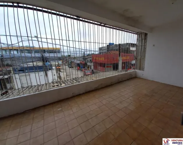 Galpão/Prédio Comercial à Venda em Guadalupe