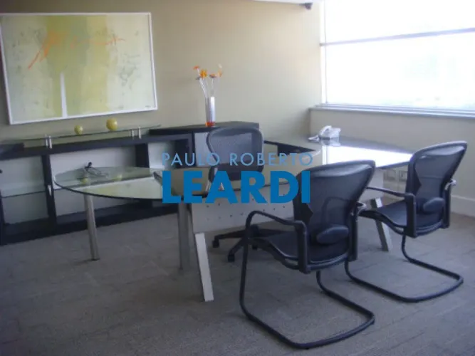 CONJ. COMERCIAL - PANAMBY - SP
