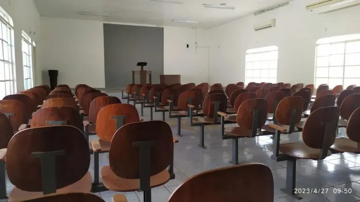 Ponto Comercial para Venda em Corumbá, Centro América, 1 dormitório, 2 banheiros, 5 vagas