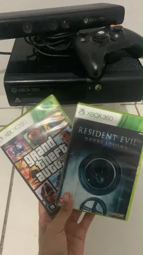XBOX 360 COM 3 JOGOS TOP