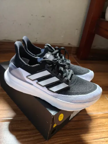 Tênis Masculino adidas Acelera 2