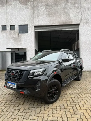 Nissan Frontier Pro4x CD 4X4 2.3 Bi-TB Die. AUT 2023