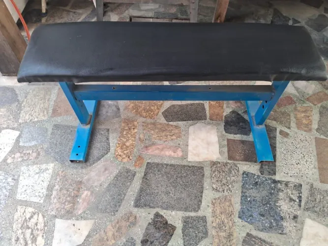 Banco reto academia musculação 