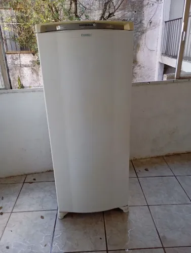 Geladeira Frost Free