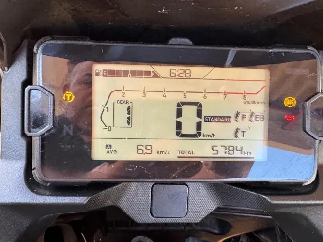 Nc 750x Muito nova, único dono