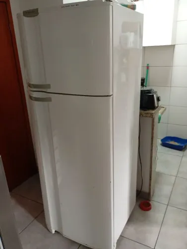 Geladeira duplex Eletrolux 