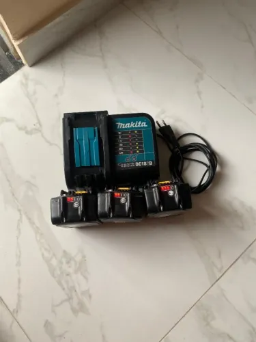 Carregador + Bateria Makita