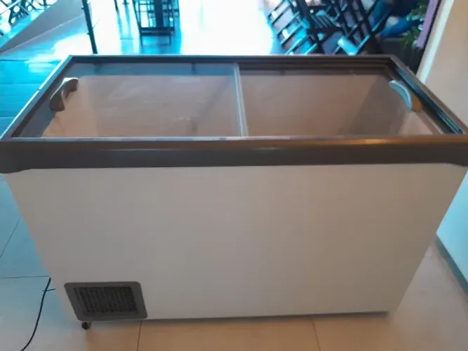 Freezer Gelopar GHDE-410H / 413L  Ilha Vidro Deslizante 2020 - R$ 2.200