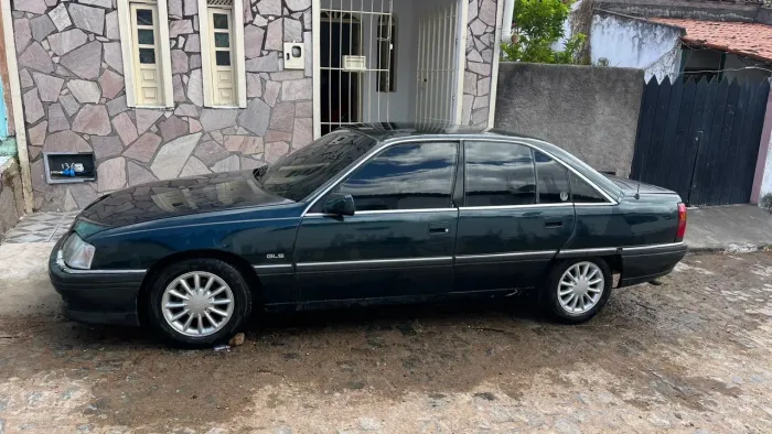 Chevrolet Omega GLS 2.2 / 2.0 (álcool) 1997