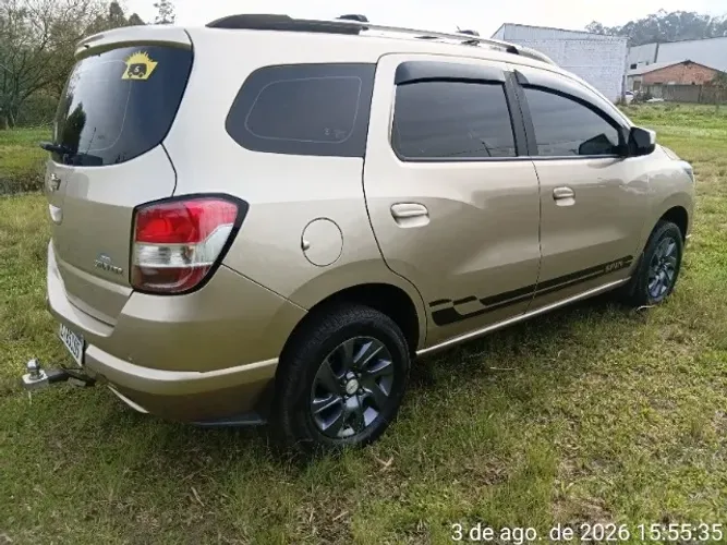 Chevrolet Spin LTZ 1.8 8V Econo.flex 5P Mec. 2015