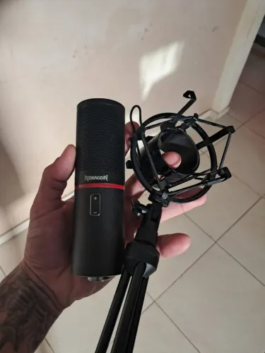 Microfone redragon barato 