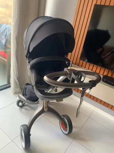 Carrinho de bebê americano