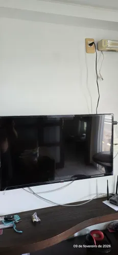 Tv philco 39 polegadas. Ñ é smart.