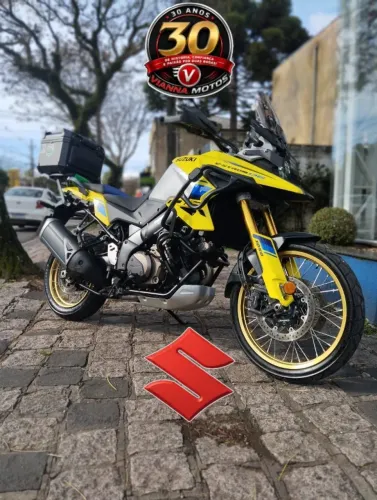 SUZUKI VSTROM 1050 XT COMPLETA 2026