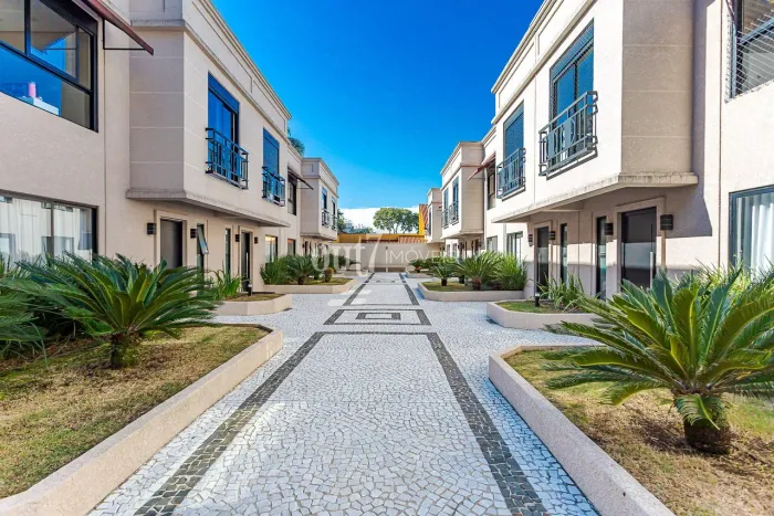 Casa no condomínio La Vie Água Verde (Townhouse)