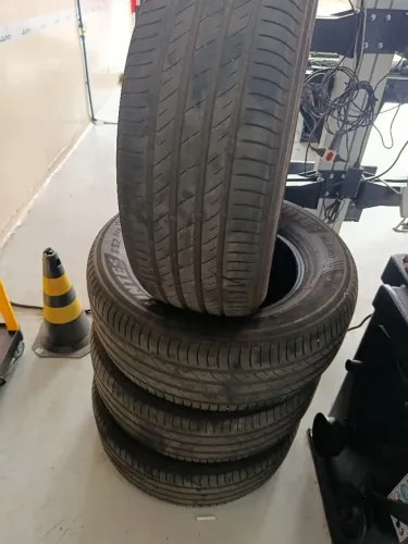 Pneus delinte 265/65R17