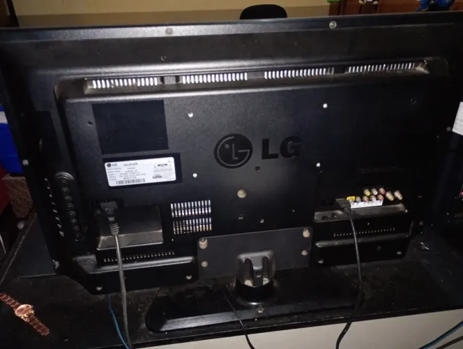 Tv 32 polegadas marca LG <br>Não e smartv