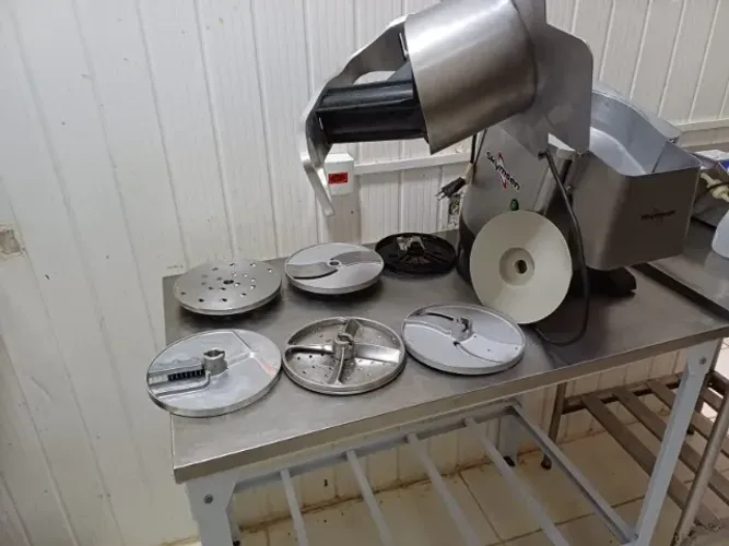 MULTIPROCESSADOR INDUSTRIAL SKYMSEN MODELO PA-7 PRO - BIVOLT COM 7 DISCOS