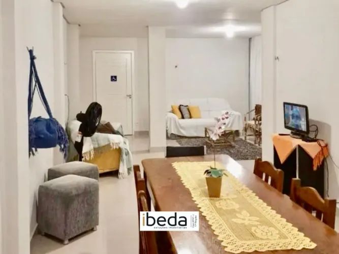 ibeda - Casa / Hostel a venda 6 Suítes a 450m da Praia Excelente para Pousada
