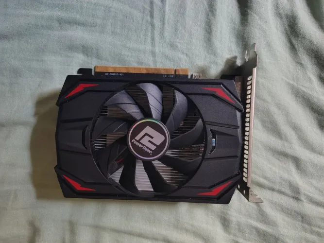Placa de vídeo RX 550 4GB