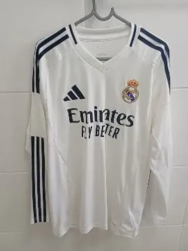 Camiseta Real Madrid 24/25 muito rara e original. (10/10)